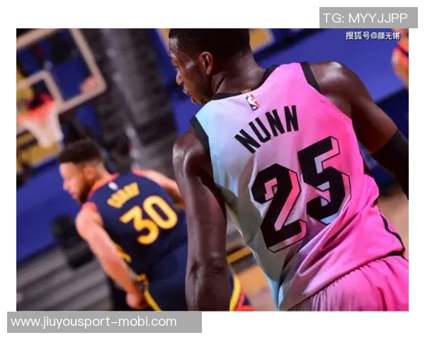 科尔分享负荷管理经验强调赛前准备12人掌控比赛节奏的重要性